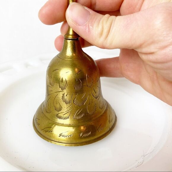 Etched brass bell - Picture 4 of 5